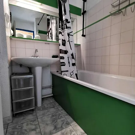 Les Marquises - 2 Personnes Le Barcares. Ref: 9mrq_321 Mae-5553